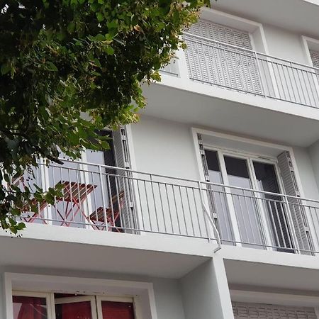 Appartement F2, Quartier Jeanne D'Arc Виши Екстериор снимка