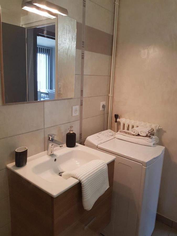 Appartement F2, Quartier Jeanne D'Arc Виши Екстериор снимка